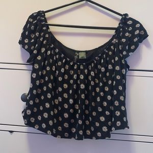 Tillys brand size medium cropped off the shoulder daisy top